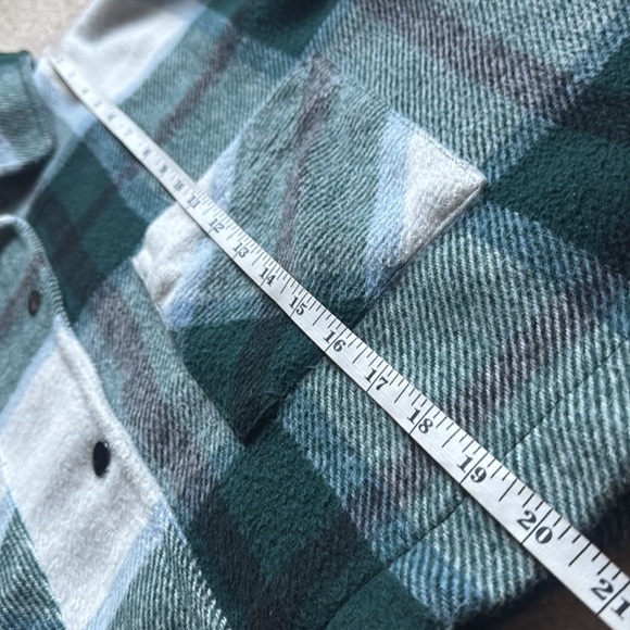 FOR THE REPUBLIC Plaid Cropped Shirt Jacket Snap Medium - Picture 10 of 13